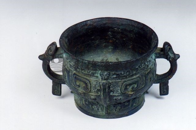 作品(仿西周餮餮紋簋(ㄍㄨㄟˇ))的圖檔，共1張