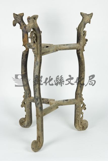作品(鼓架)的圖檔，共2張