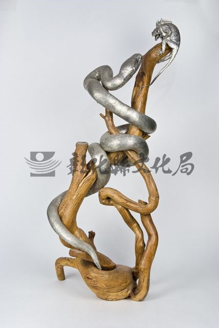 作品(蛇)的圖檔，共2張