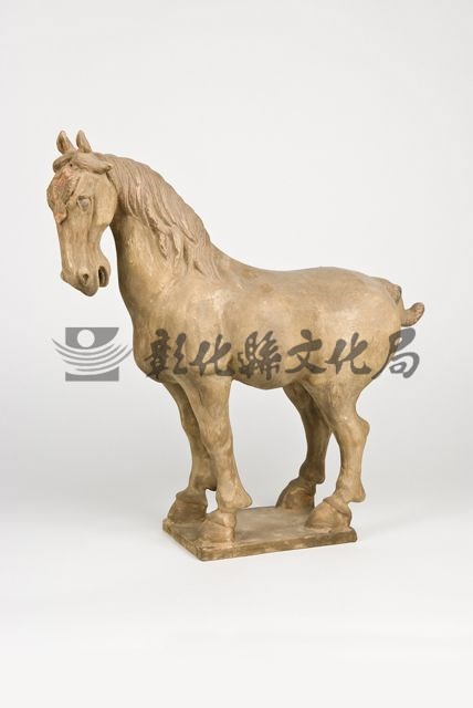 作品(馬俑（彩繪）)的圖檔，共2張